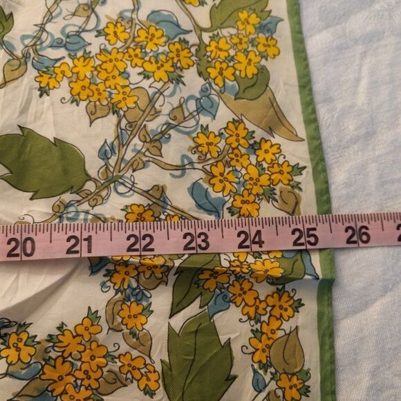 Vintage Vera Neumann Floral and greenLady bug scarf - Picture 3 of 7